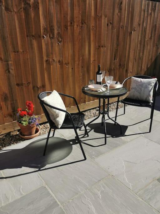 Apartamento The Squirrels- Alresford, Essex Exterior foto