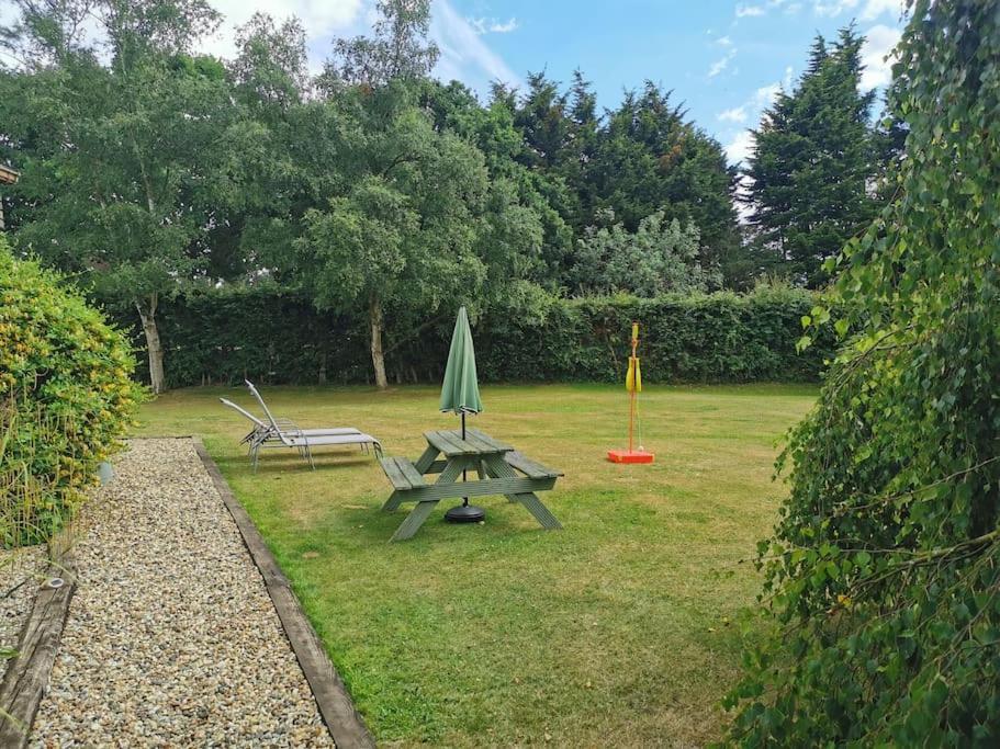 Apartamento The Squirrels- Alresford, Essex Exterior foto